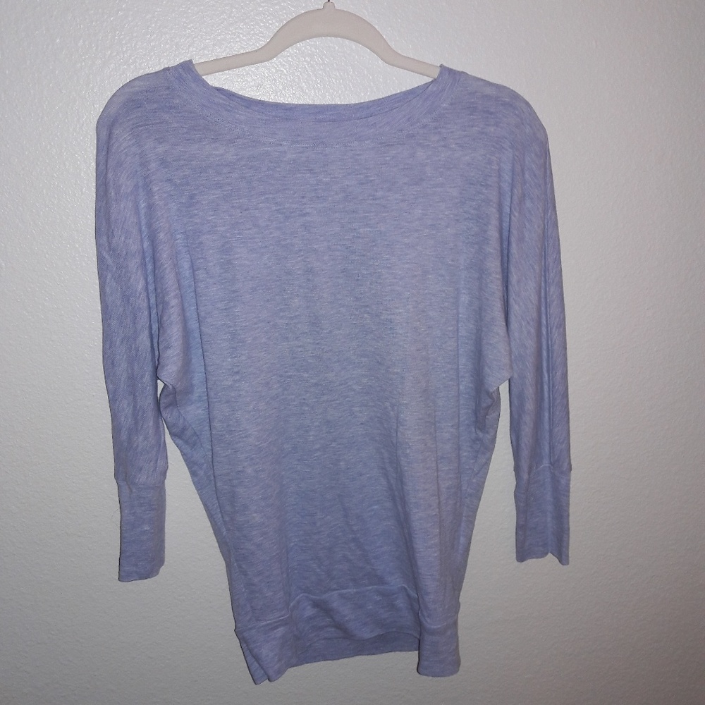 💙NWOT BLUE 3/4 SLEEVE SHIRT💙
